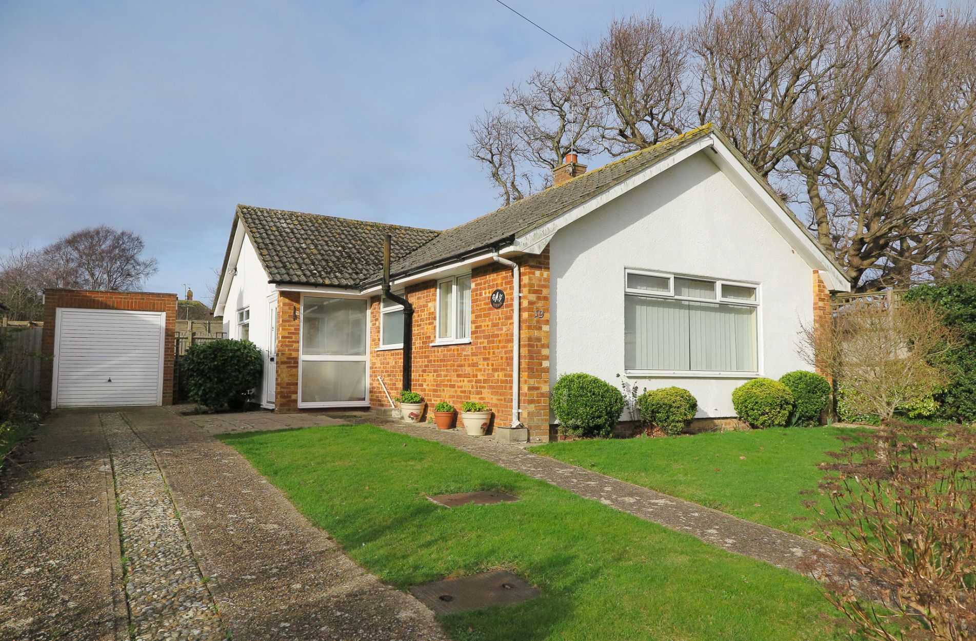 Two Bedroom Detached Bungalow In Chantry Bexhill Estates 